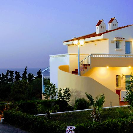Golden Dream Apartments Аниссарас Экстерьер фото