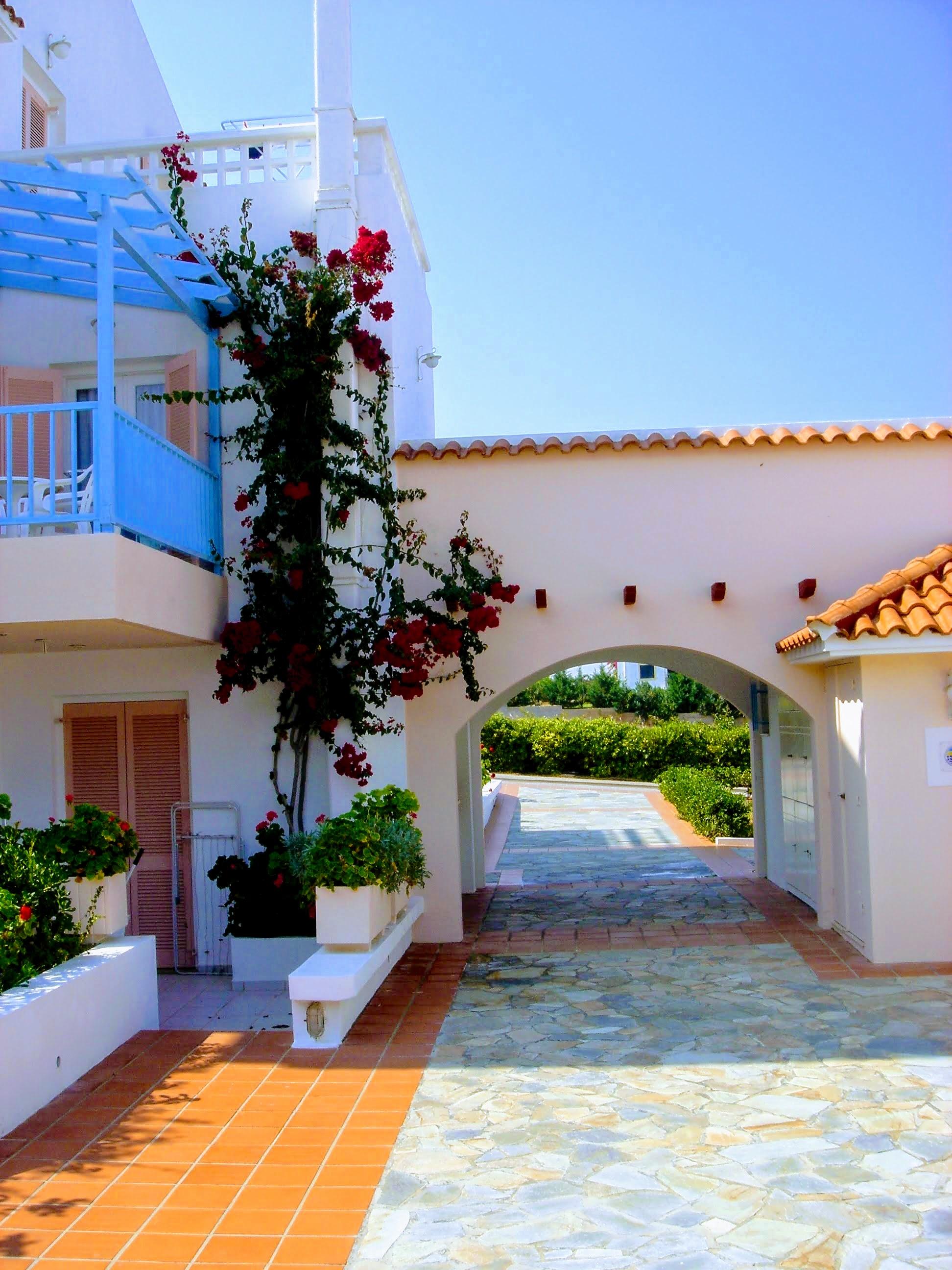 Golden Dream Apartments Аниссарас Экстерьер фото